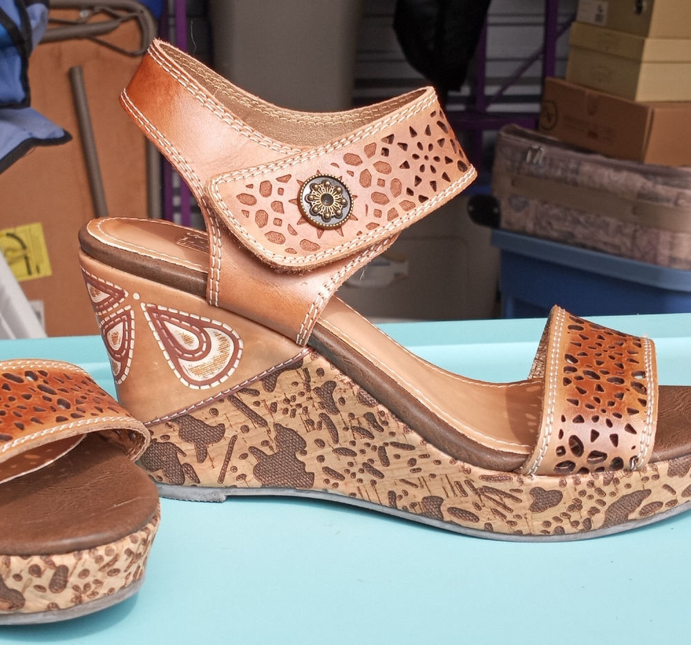 L'Artiste by Spring Step "Allura" Sandal